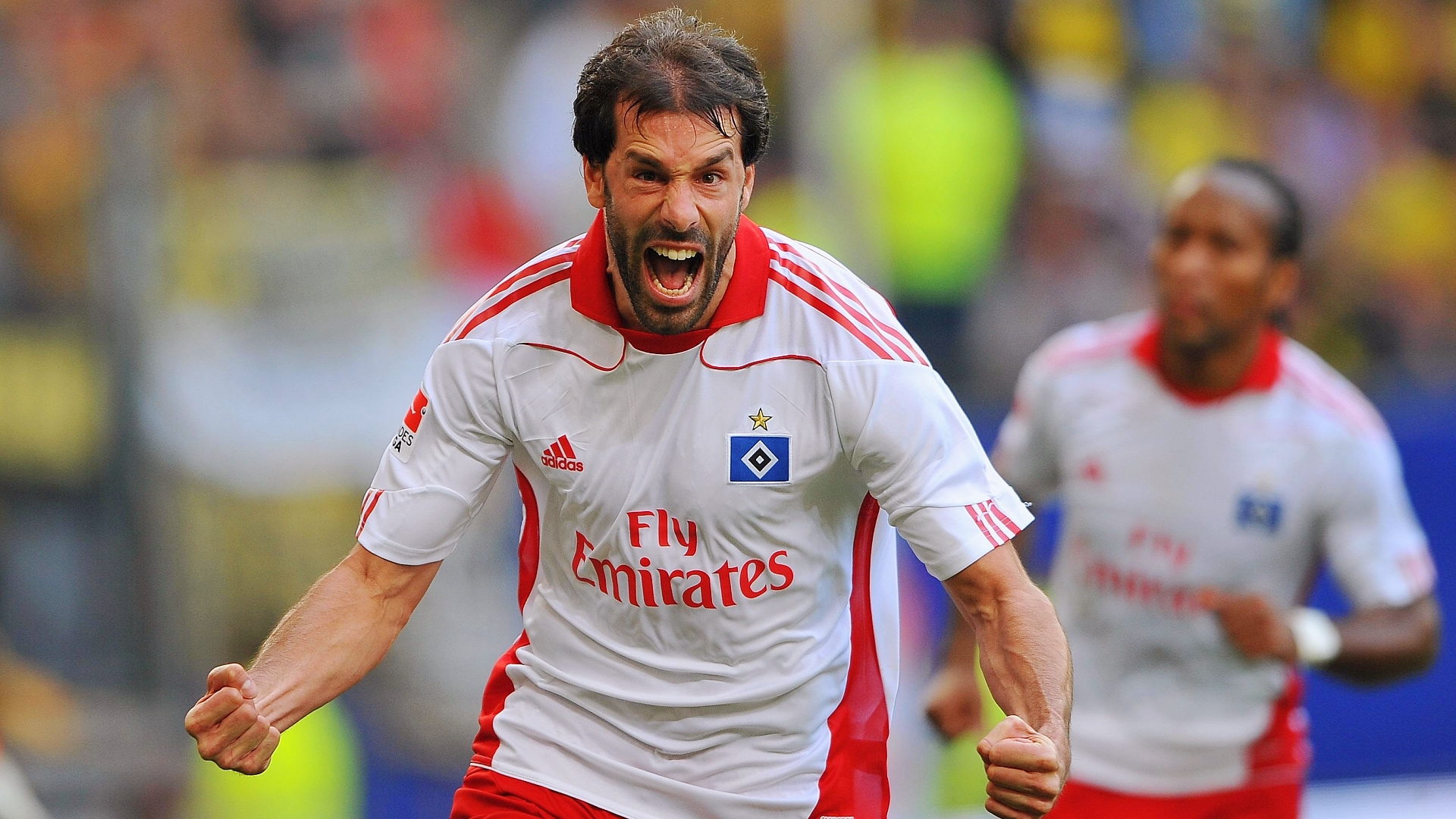 汉堡队主教练发出警告，球队面临保级压力的简单介绍